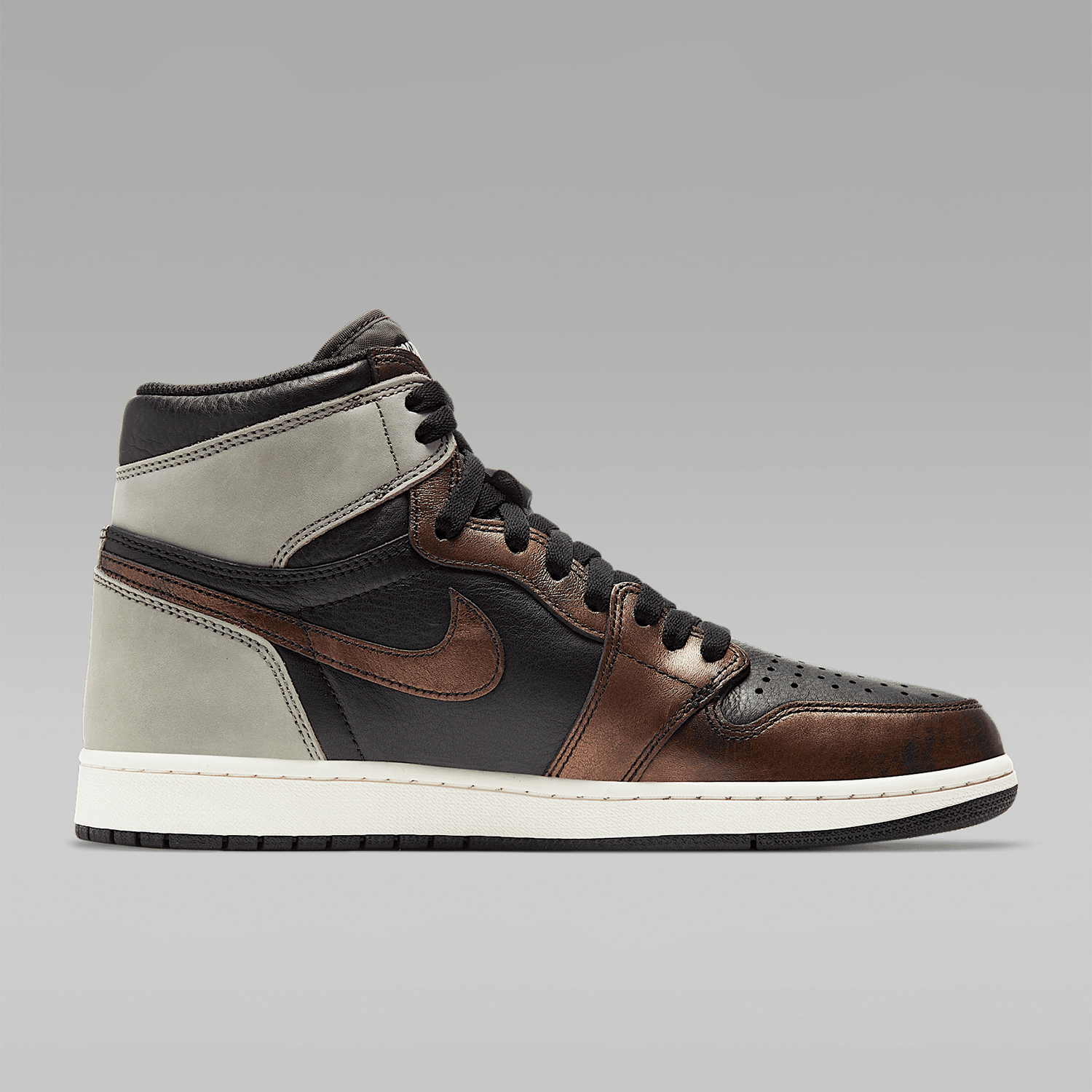 Nike Authentic AIR JORDAN 1 Me - Men Shoes Jordan reseña y precio